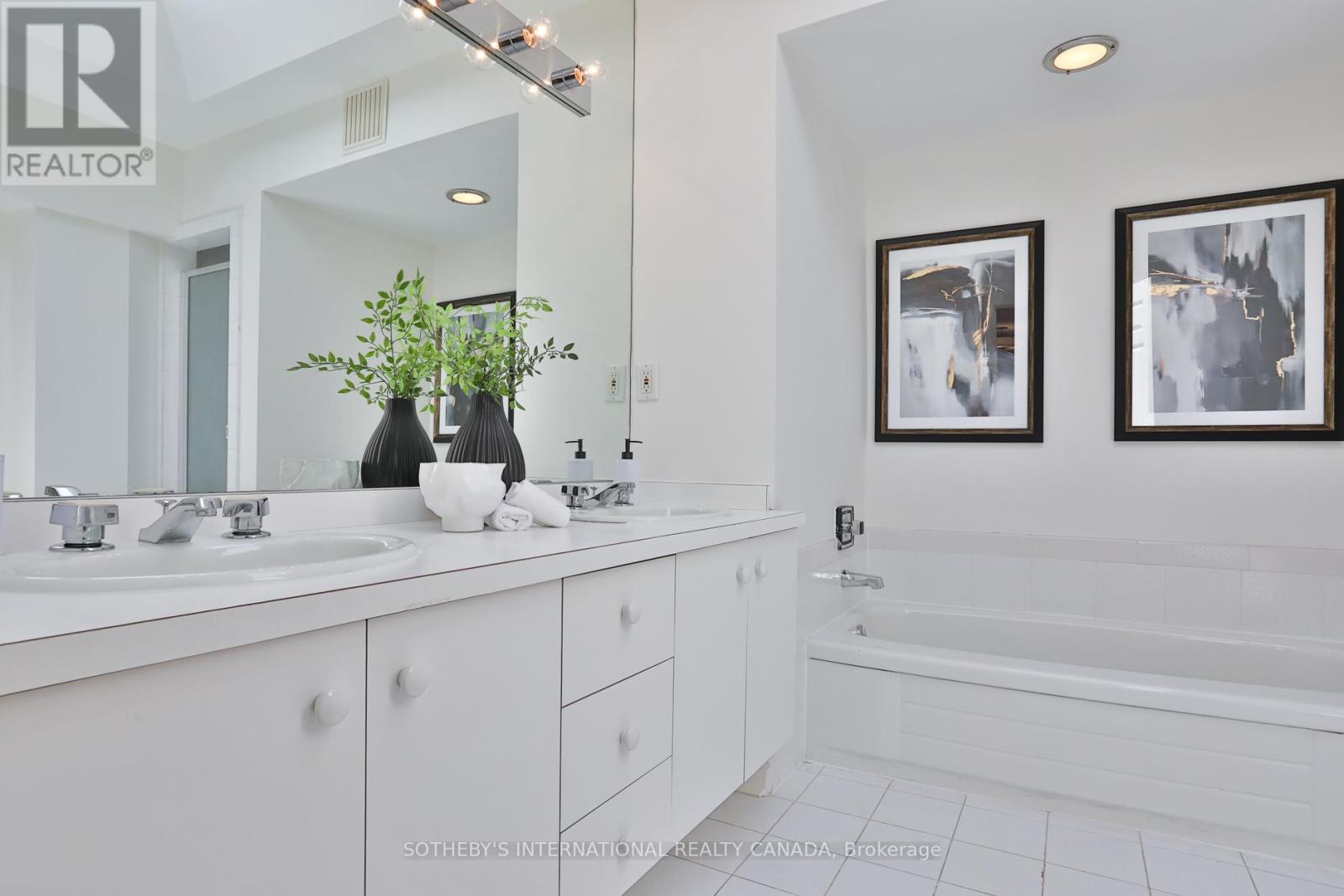 91 Glen Road, Toronto (Rosedale-Moore Park), Ontario  M4W 2V5 - Photo 19 - C12159857