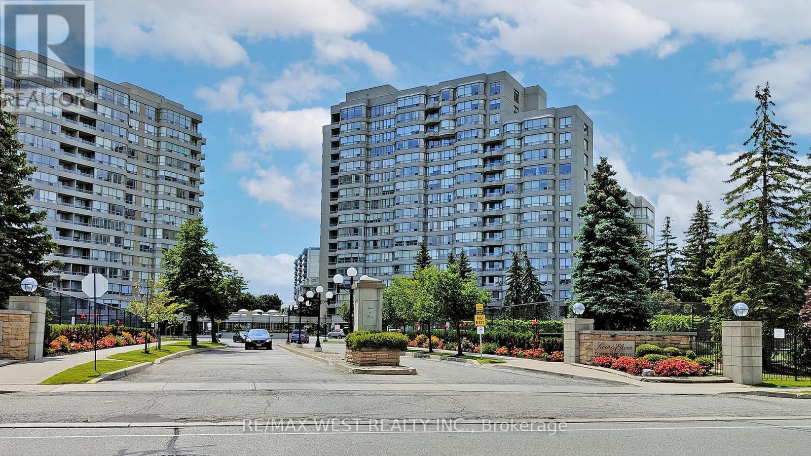 1408 - 7 TOWNSGATE DRIVE, Vaughan, Ontario