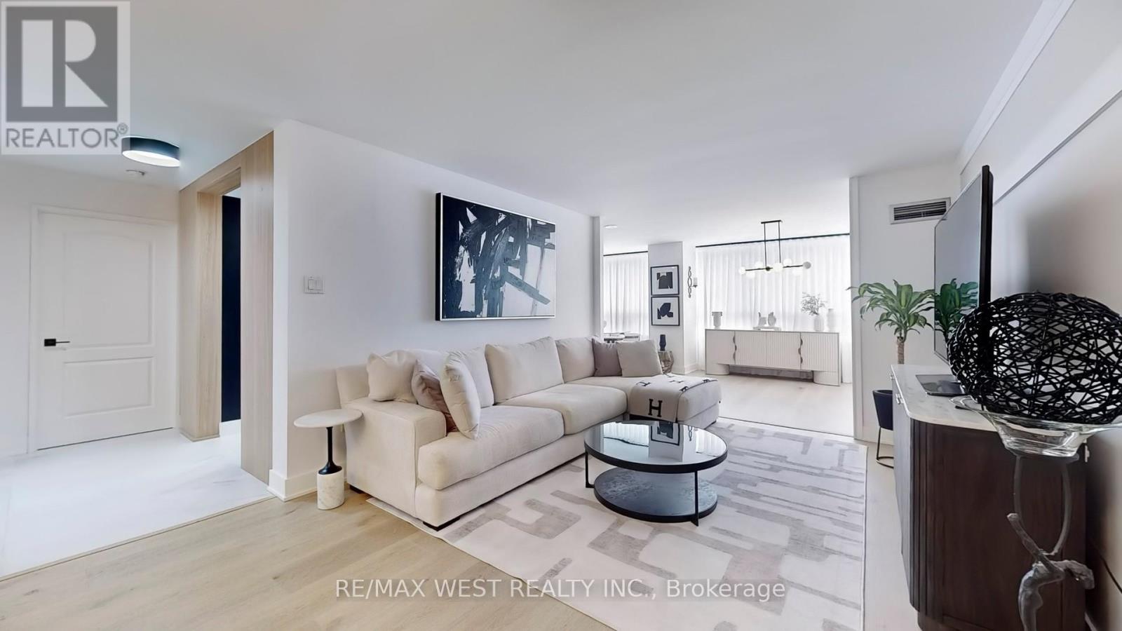 1408 - 7 Townsgate Drive, Vaughan (Crestwood-Springfarm-Yorkhill), Ontario  L4J 7Z9 - Photo 10 - N12159825