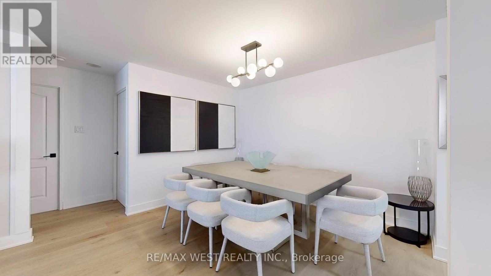 1408 - 7 Townsgate Drive, Vaughan, Ontario  L4J 7Z9 - Photo 13 - N12159825