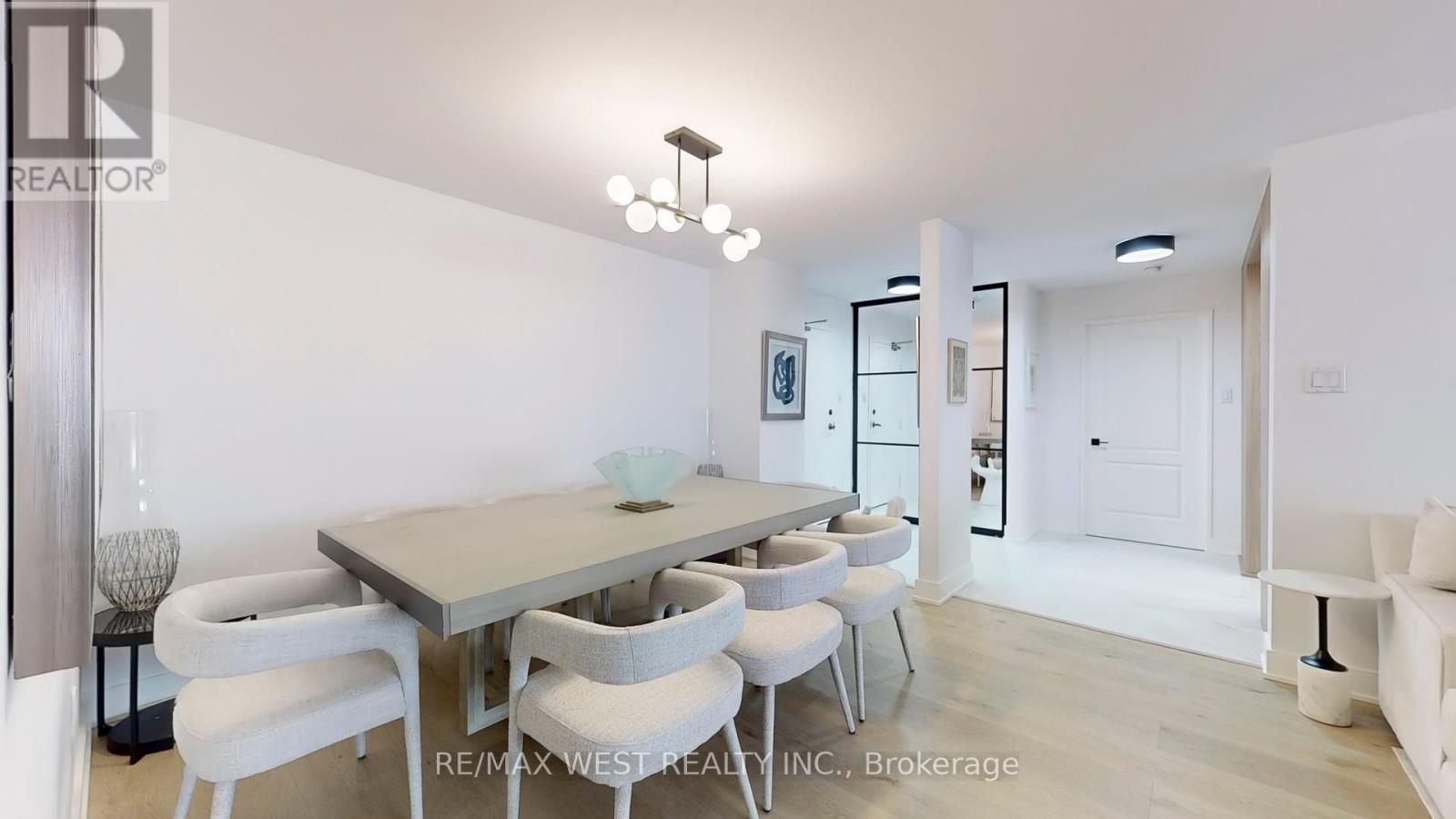 1408 - 7 Townsgate Drive, Vaughan (Crestwood-Springfarm-Yorkhill), Ontario  L4J 7Z9 - Photo 14 - N12159825