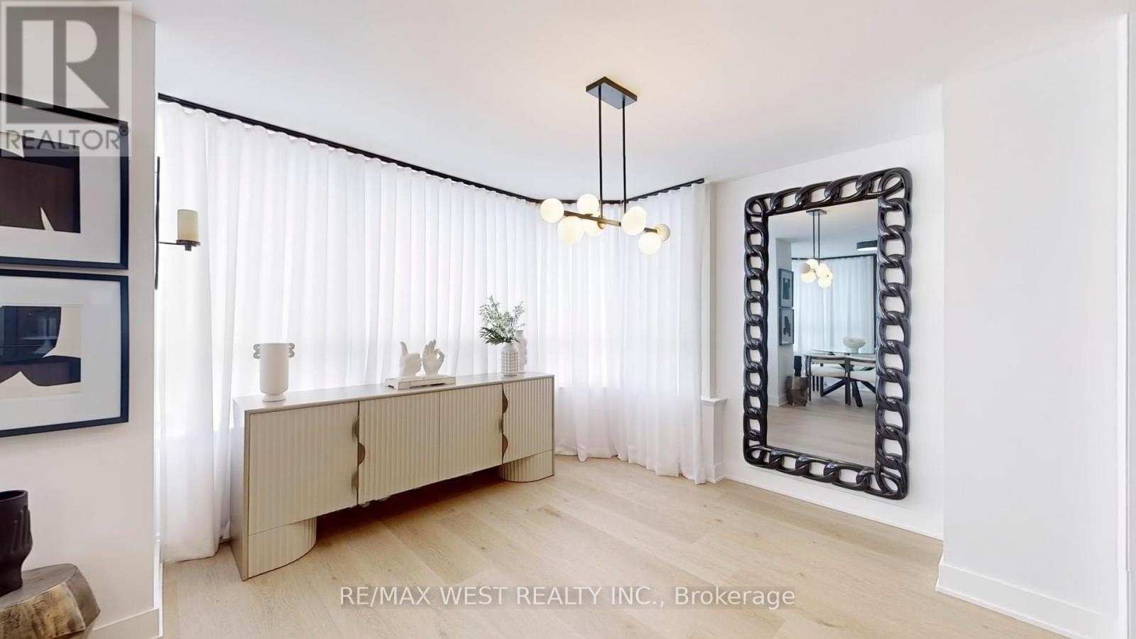 1408 - 7 Townsgate Drive, Vaughan (Crestwood-Springfarm-Yorkhill), Ontario  L4J 7Z9 - Photo 22 - N12159825