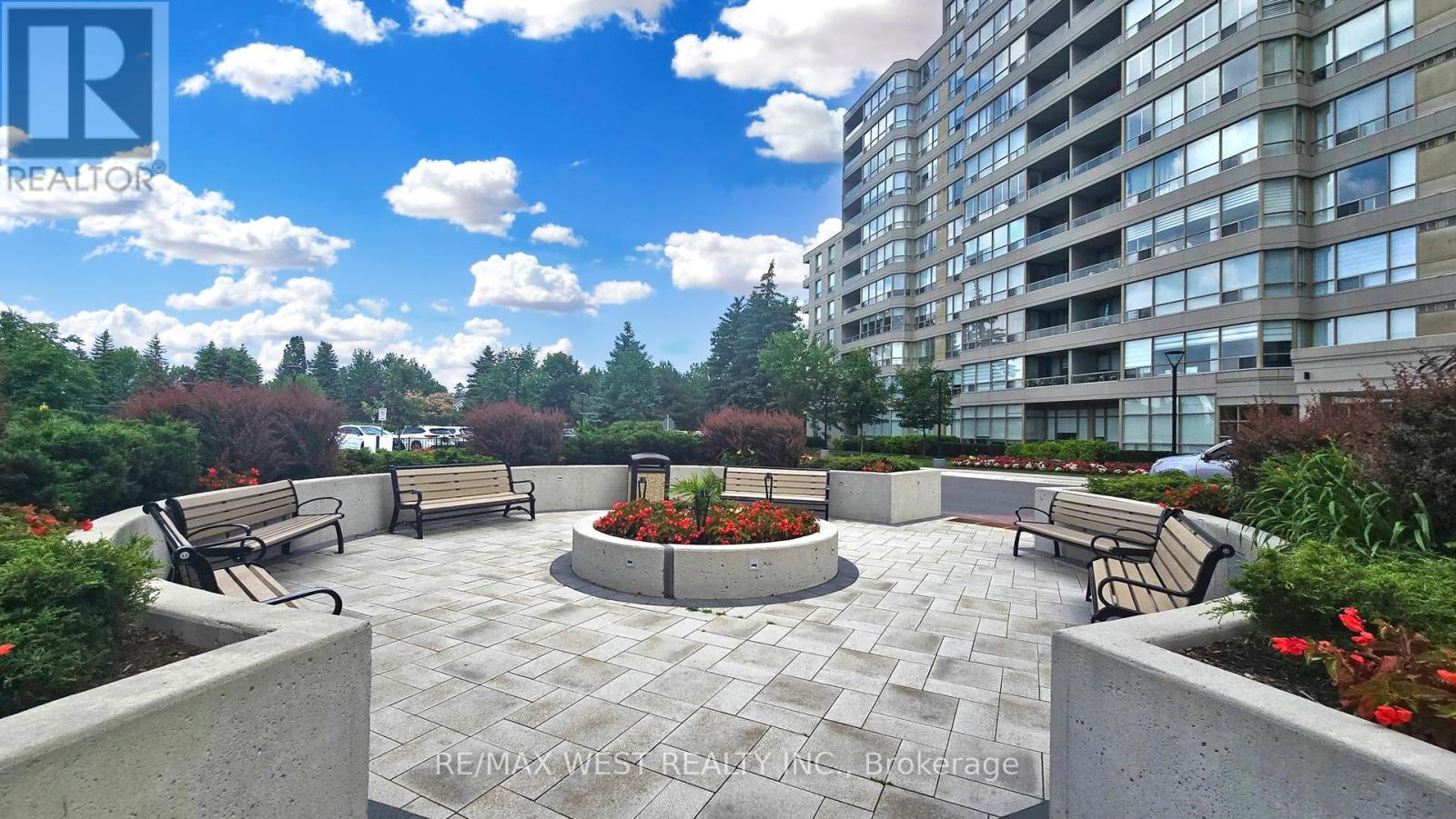 1408 - 7 Townsgate Drive, Vaughan (Crestwood-Springfarm-Yorkhill), Ontario  L4J 7Z9 - Photo 37 - N12159825