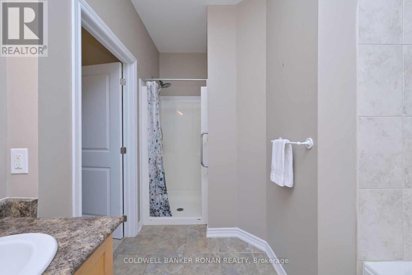 27 Kingsmere Crescent, New Tecumseth, Ontario  L9R 0K6 - Photo 16 - N12159849