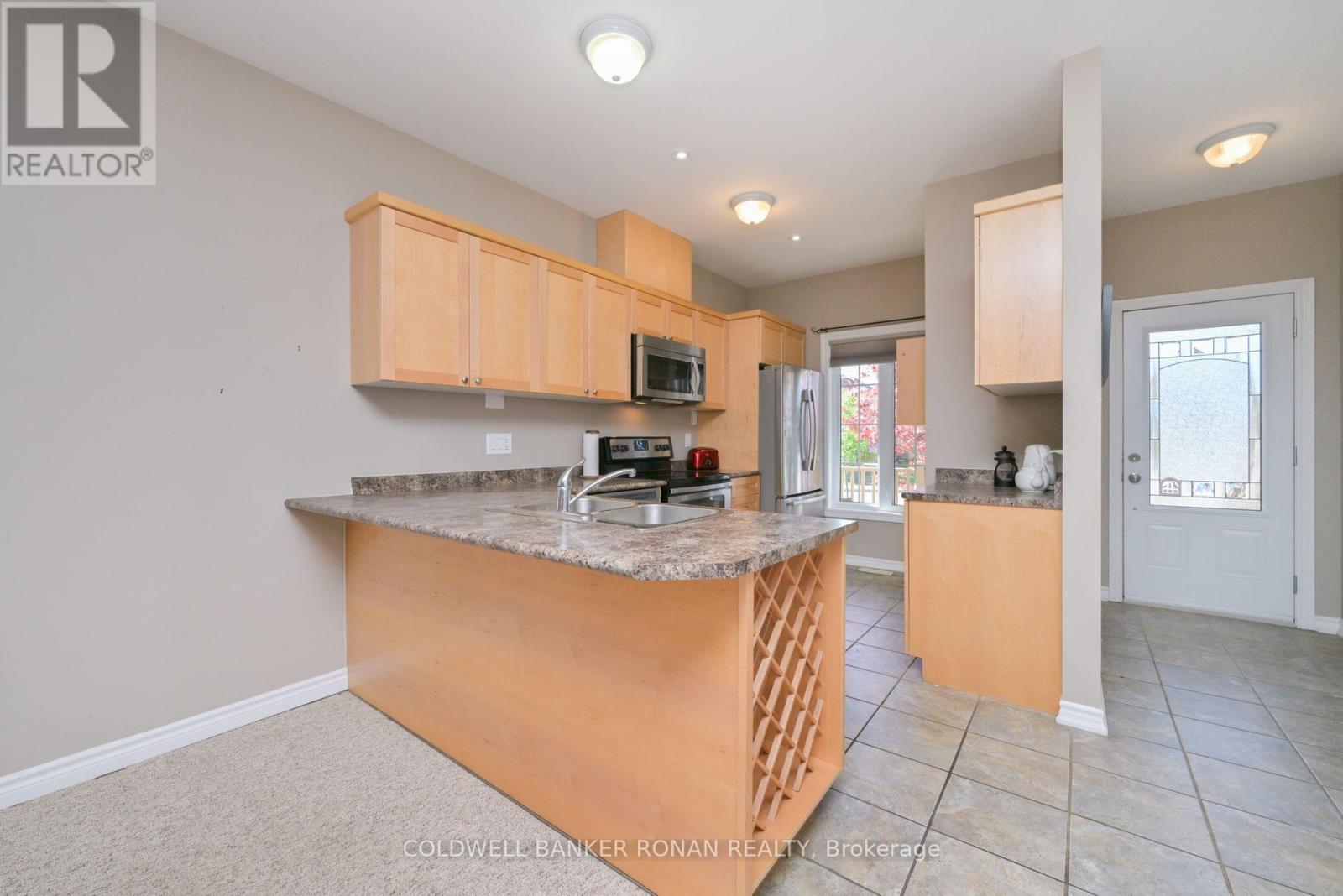 27 Kingsmere Crescent, New Tecumseth, Ontario  L9R 0K6 - Photo 6 - N12159849