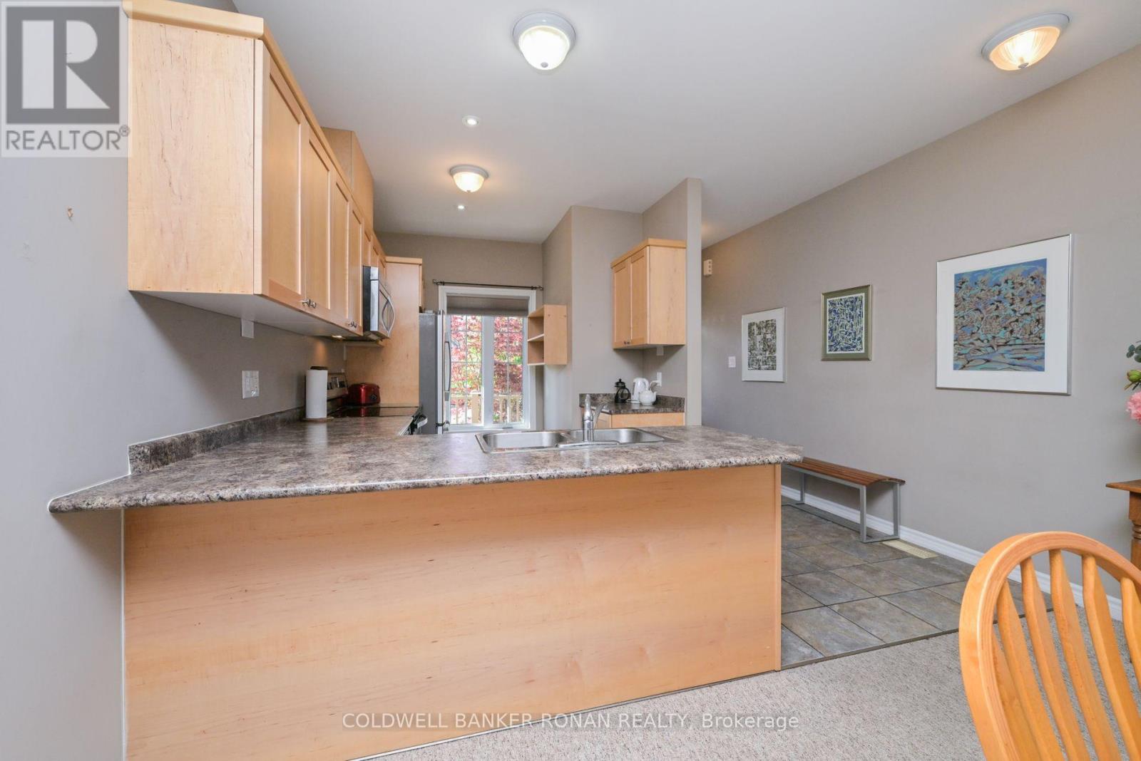 27 Kingsmere Crescent, New Tecumseth, Ontario  L9R 0K6 - Photo 7 - N12159849