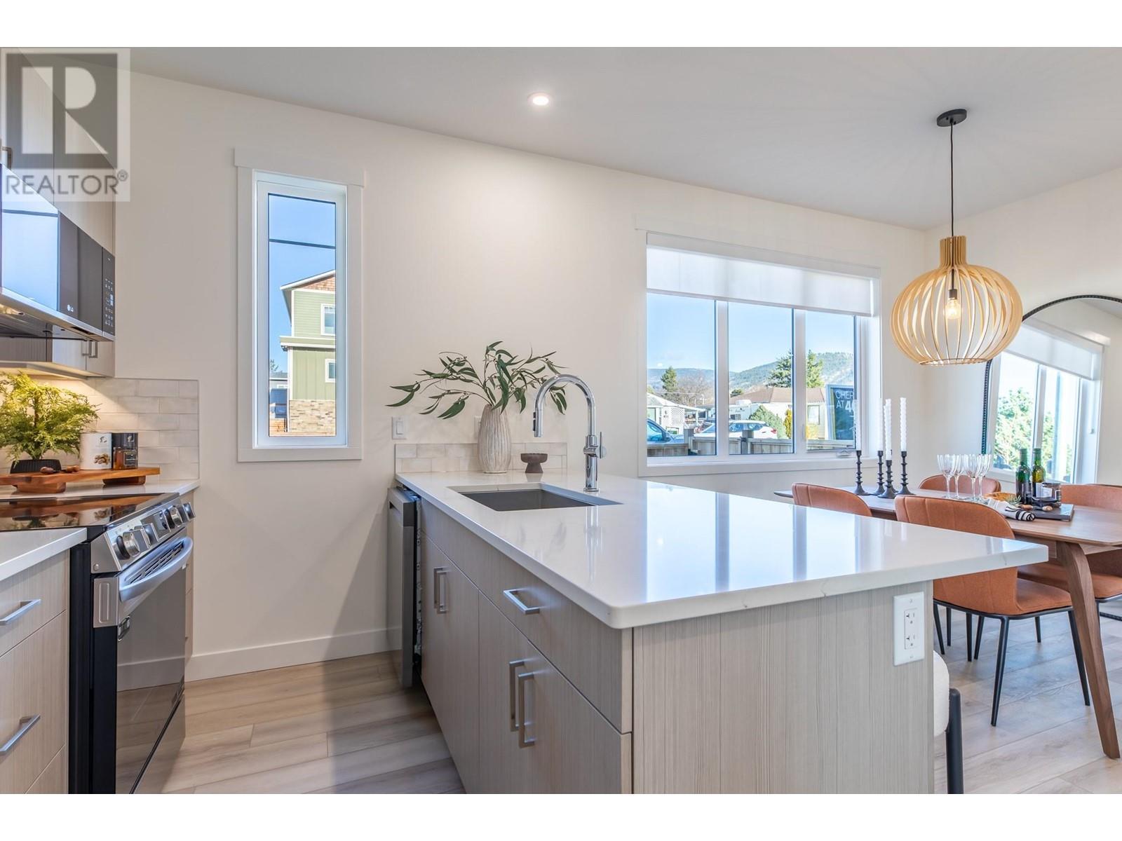 460 Conklin Avenue Unit# 102, Penticton, BC V2A2T4