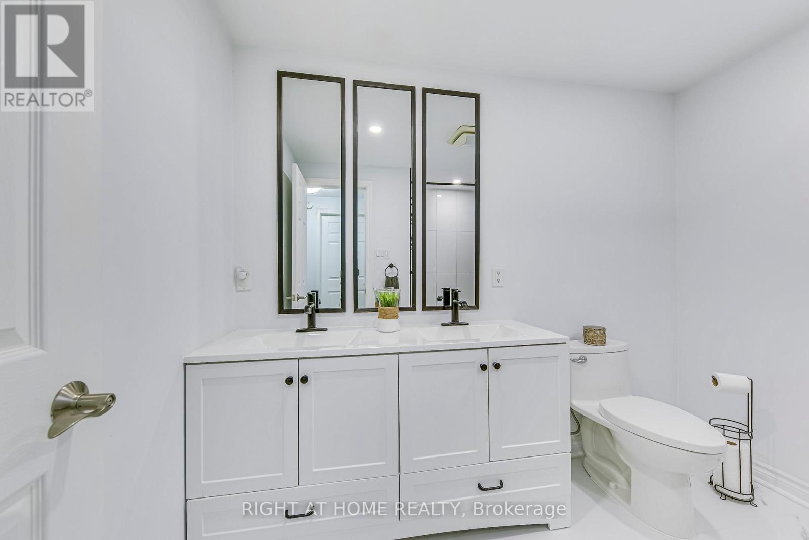 16 Dawson Crescent, Halton Hills, Ontario  L7G 1H5 - Photo 26 - W12159820