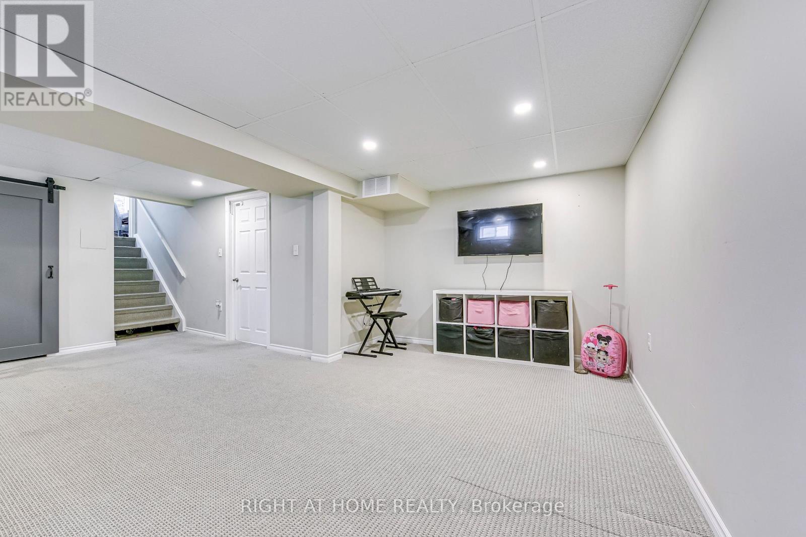 16 Dawson Crescent, Halton Hills, Ontario  L7G 1H5 - Photo 31 - W12159820