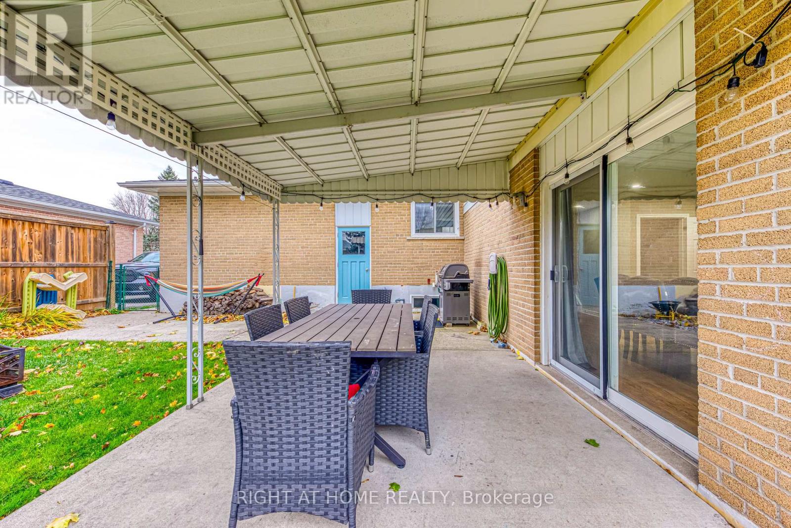 16 Dawson Crescent, Halton Hills, Ontario  L7G 1H5 - Photo 36 - W12159820
