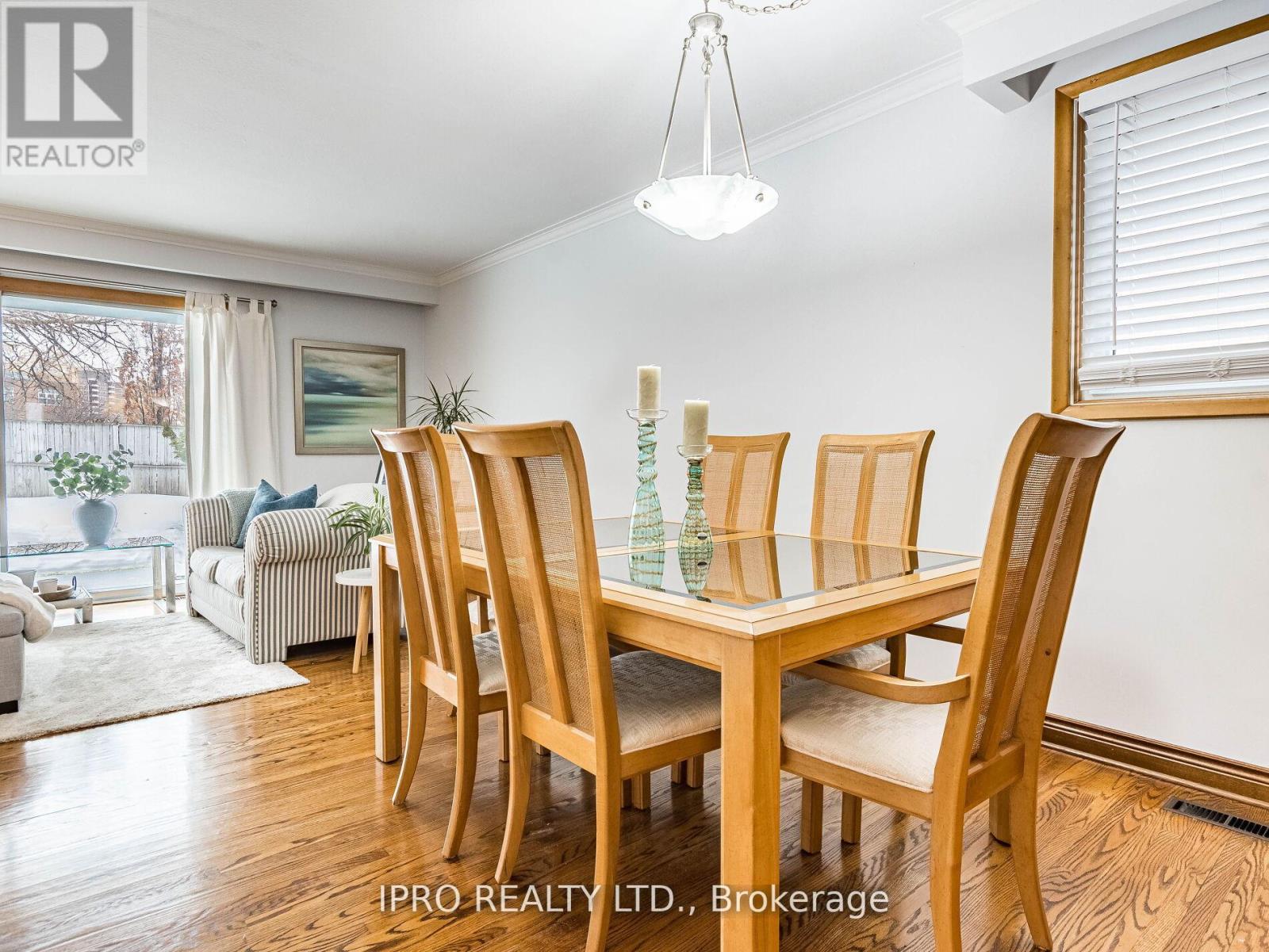 3293 Havenwood Drive, Mississauga, Ontario  L4X 2M2 - Photo 10 - W12159884
