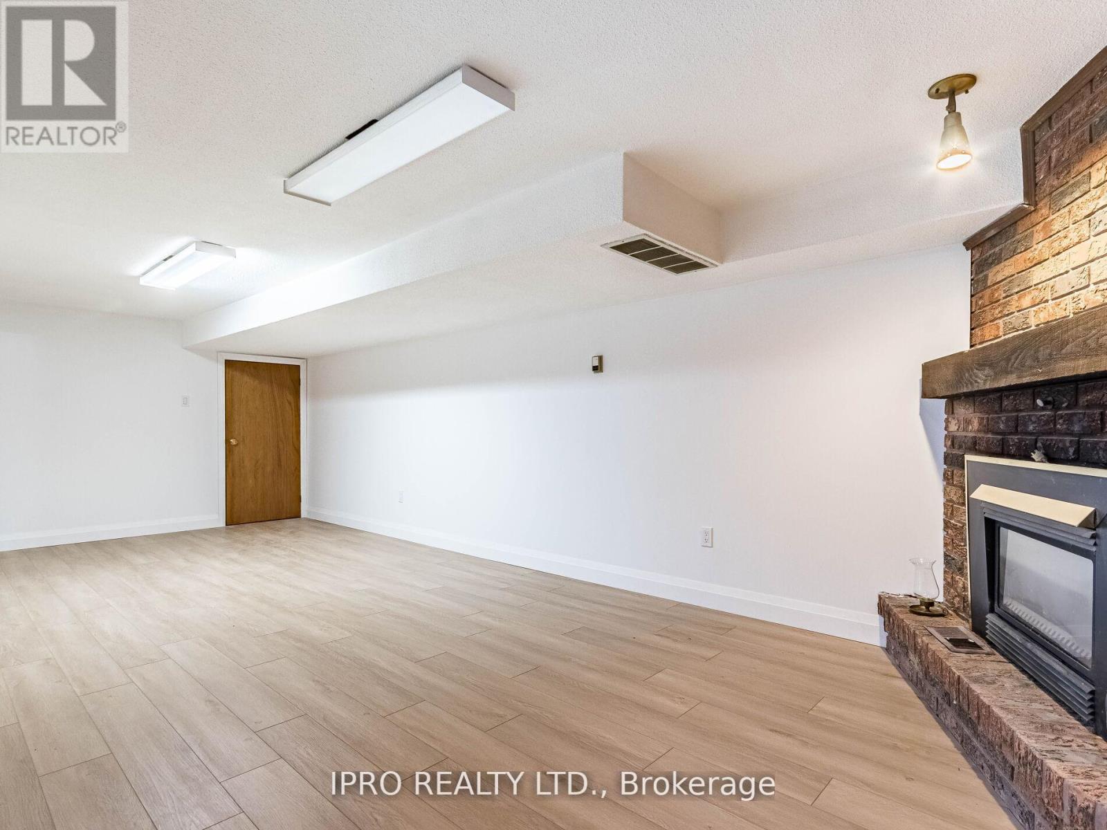 3293 Havenwood Drive, Mississauga, Ontario  L4X 2M2 - Photo 21 - W12159884