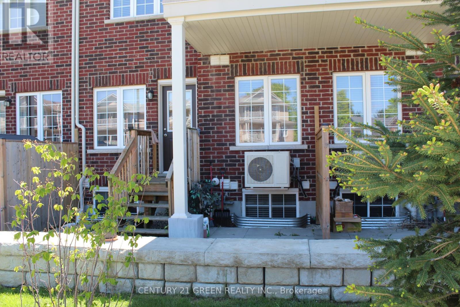 Property at 32 - 403 WESTWOOD DRIVE image 4