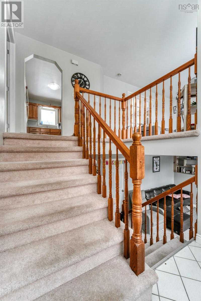 31 Yerevan Drive, Lower Sackville, Nova Scotia  B4C 4A9 - Photo 13 - 202504092