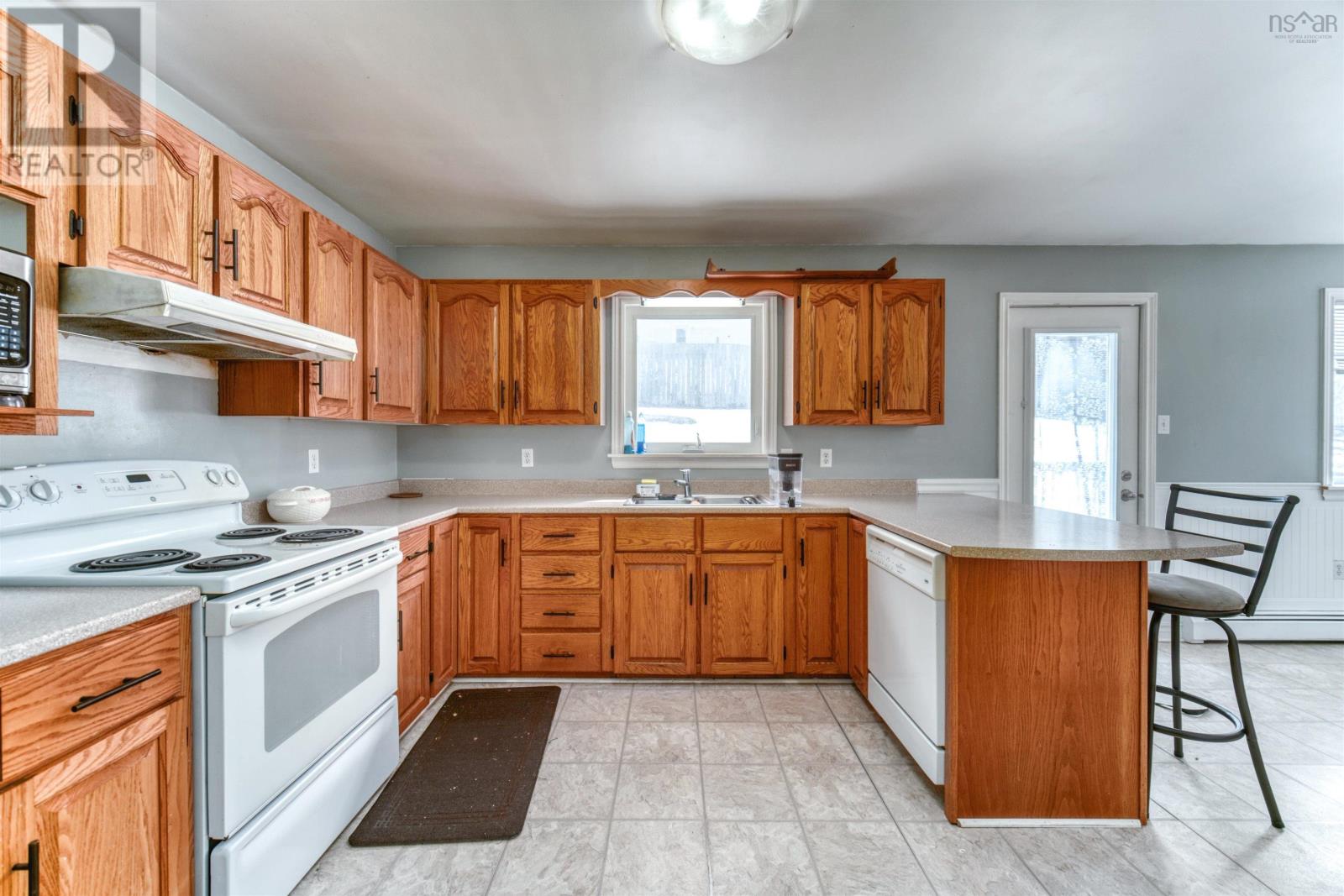 31 Yerevan Drive, Lower Sackville, Nova Scotia  B4C 4A9 - Photo 8 - 202504092