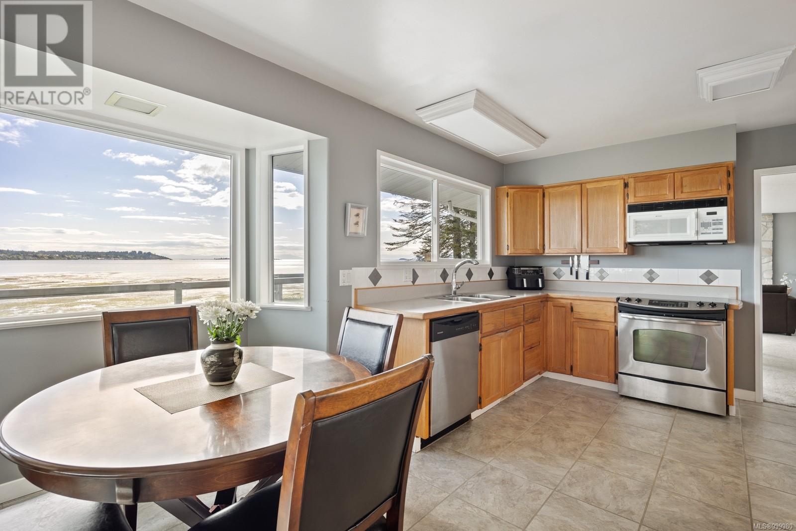 3440 Sandpiper Dr, Courtenay, British Columbia  V9N 9T9 - Photo 33 - 999980