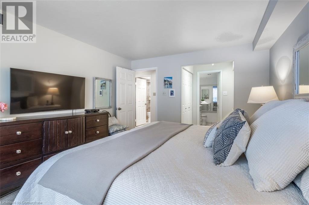 2210 Lakeshore Road Unit# 304, Burlington, Ontario  L7R 4J9 - Photo 15 - 40695263