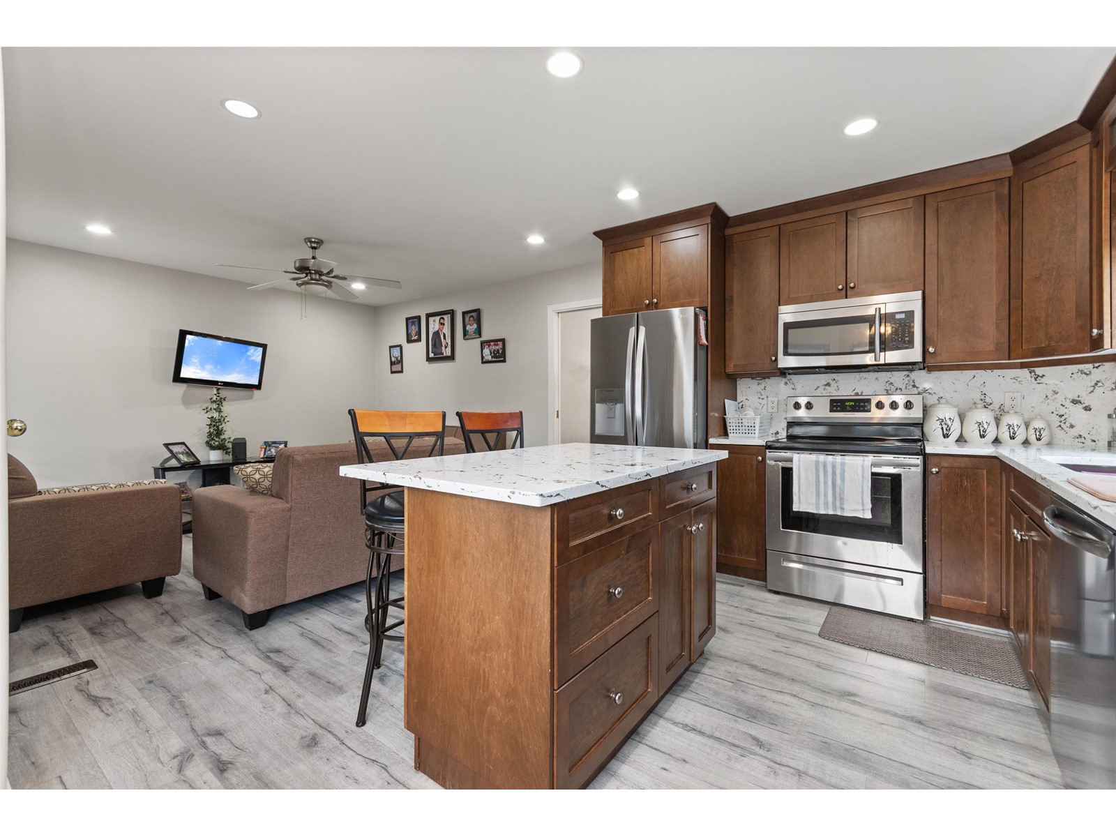 32110 Rogers Avenue, Abbotsford, British Columbia  V2T 5B7 - Photo 22 - R3003646
