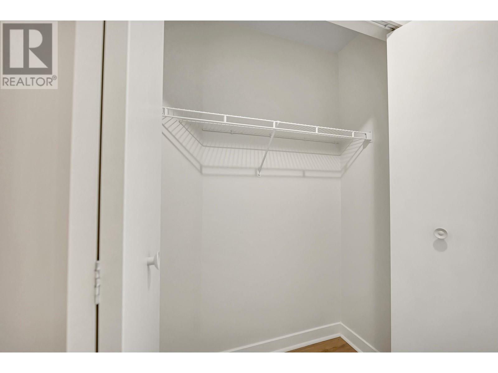 Property at A208 40100 WILLOW CRESCENT image 5