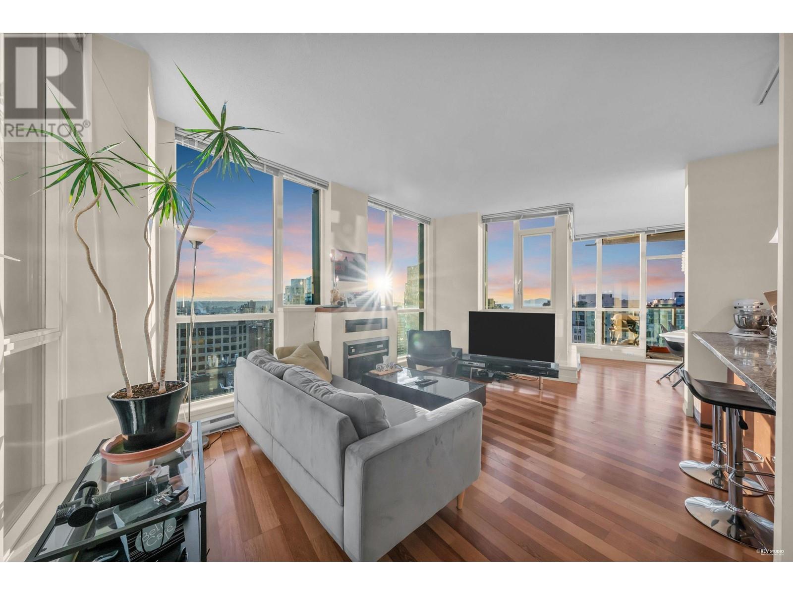 3404 1189 Melville Street, Vancouver, British Columbia  V6E 4T8 - Photo 1 - R3004255