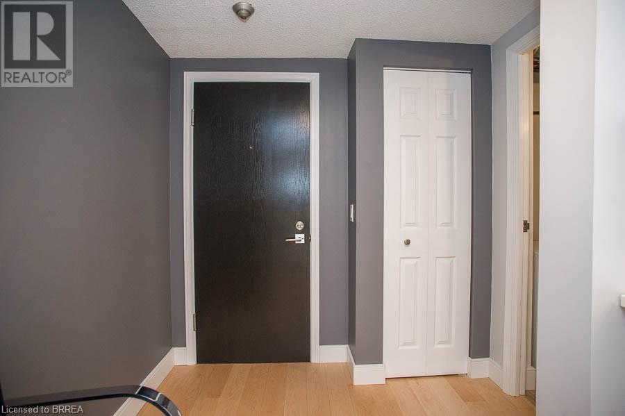 Property at 10 ELLEN Street E Unit# 303 image 5
