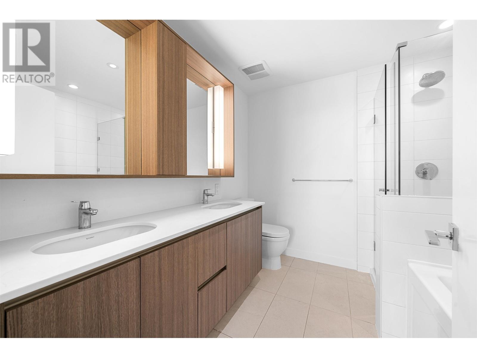 209 516 Foster Avenue, Coquitlam, British Columbia  V3J 0H8 - Photo 12 - R3004182