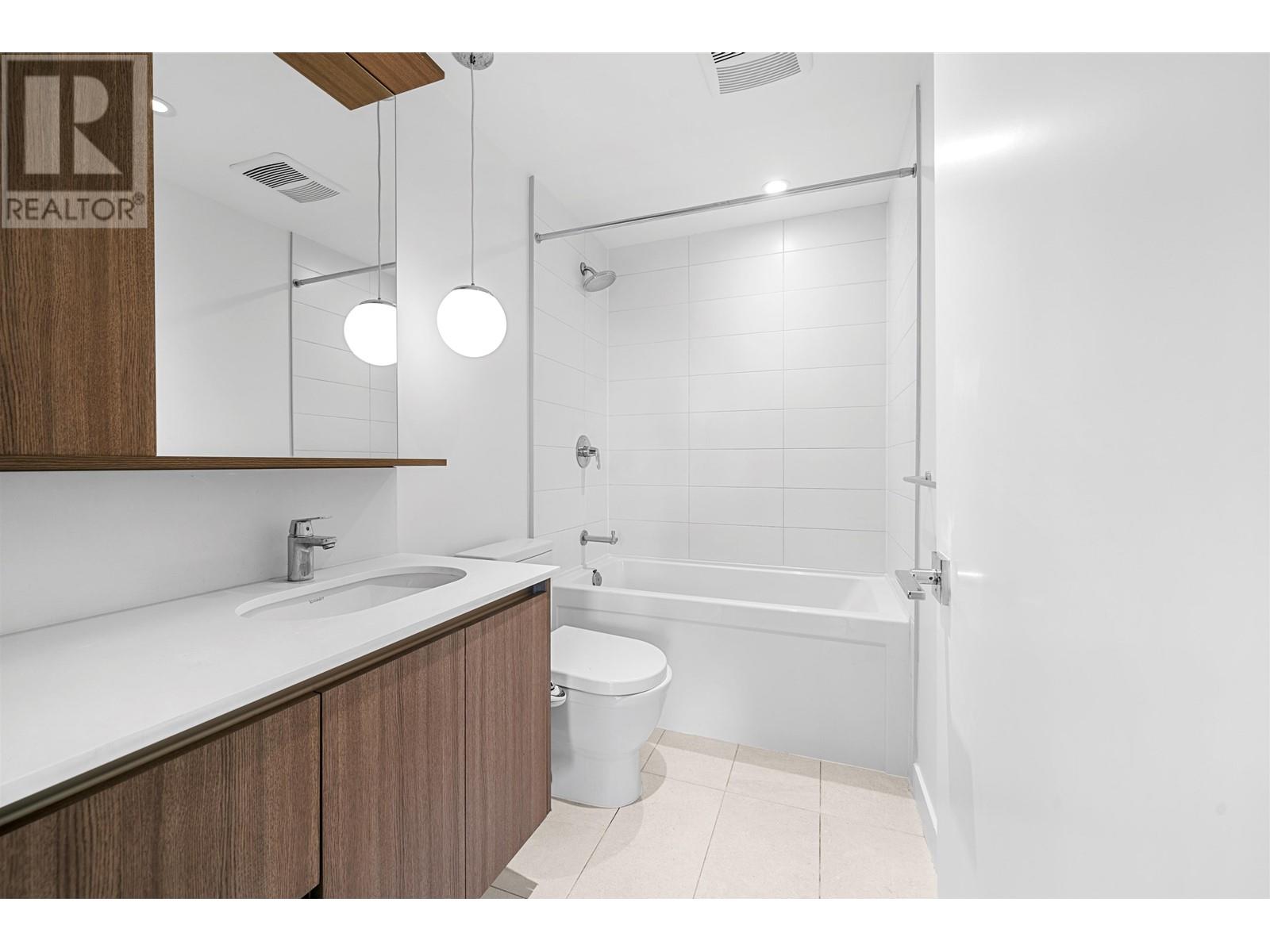 209 516 Foster Avenue, Coquitlam, British Columbia  V3J 0H8 - Photo 17 - R3004182