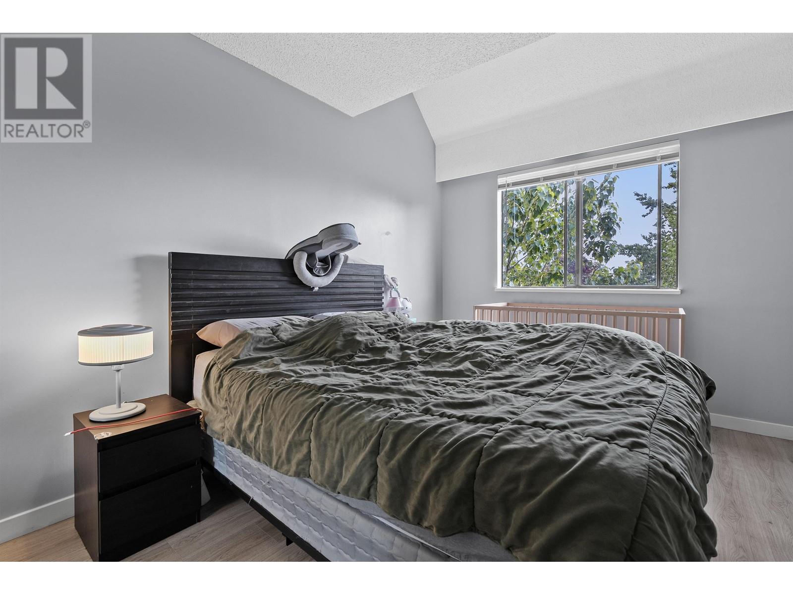 Property at 407 8120 COLONIAL DRIVE image 3