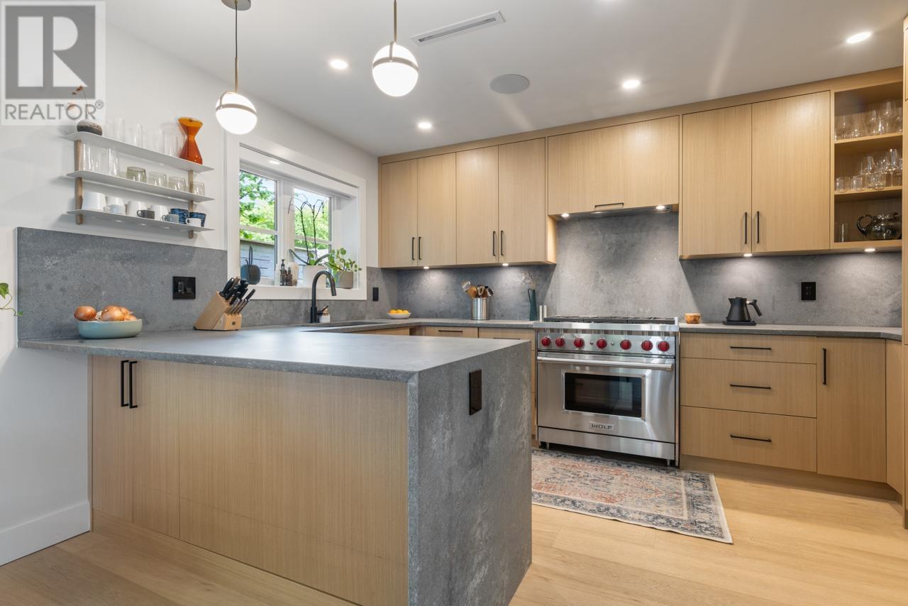 1827 W 15th Avenue, Vancouver, British Columbia  V6J 2K9 - Photo 11 - R3004543