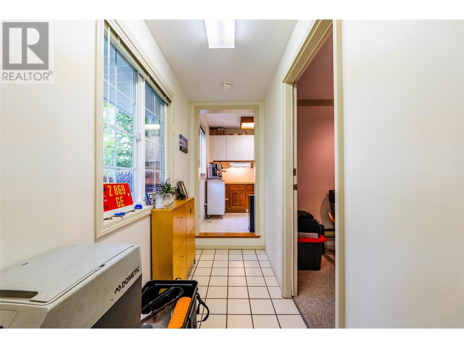 1207 McQuarrie Avenue, Nelson, BC V1L1B4
