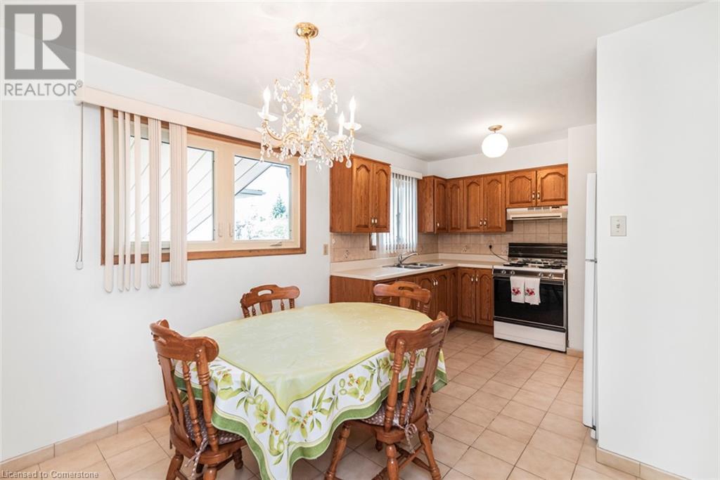 30 Greeningdon Drive, Hamilton, Ontario  L9A 3A7 - Photo 9 - 40730295