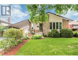 30 GREENINGDON Drive, Hamilton, Ontario