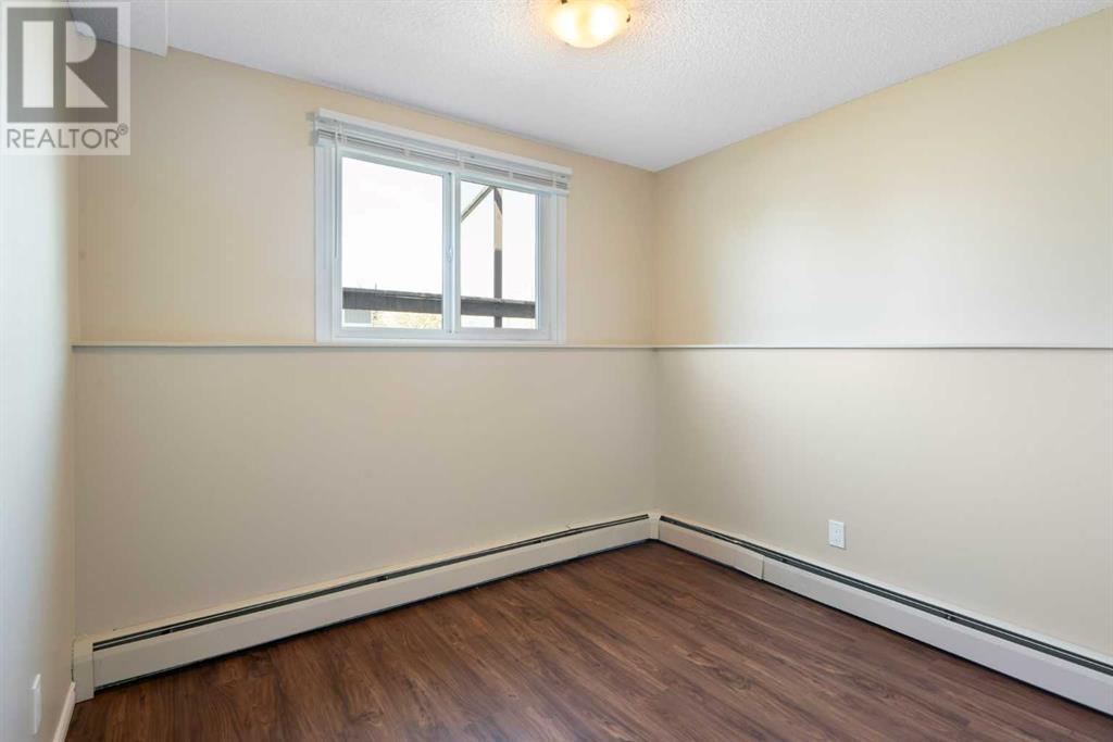 7816 Hunterview Drive Nw, Calgary, Alberta  T2K 5C9 - Photo 16 - A2202129