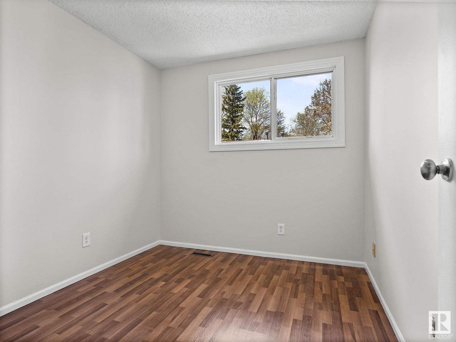 1189 Hooke Rd Nw, Edmonton, Alberta  T5A 4A5 - Photo 21 - E4437434