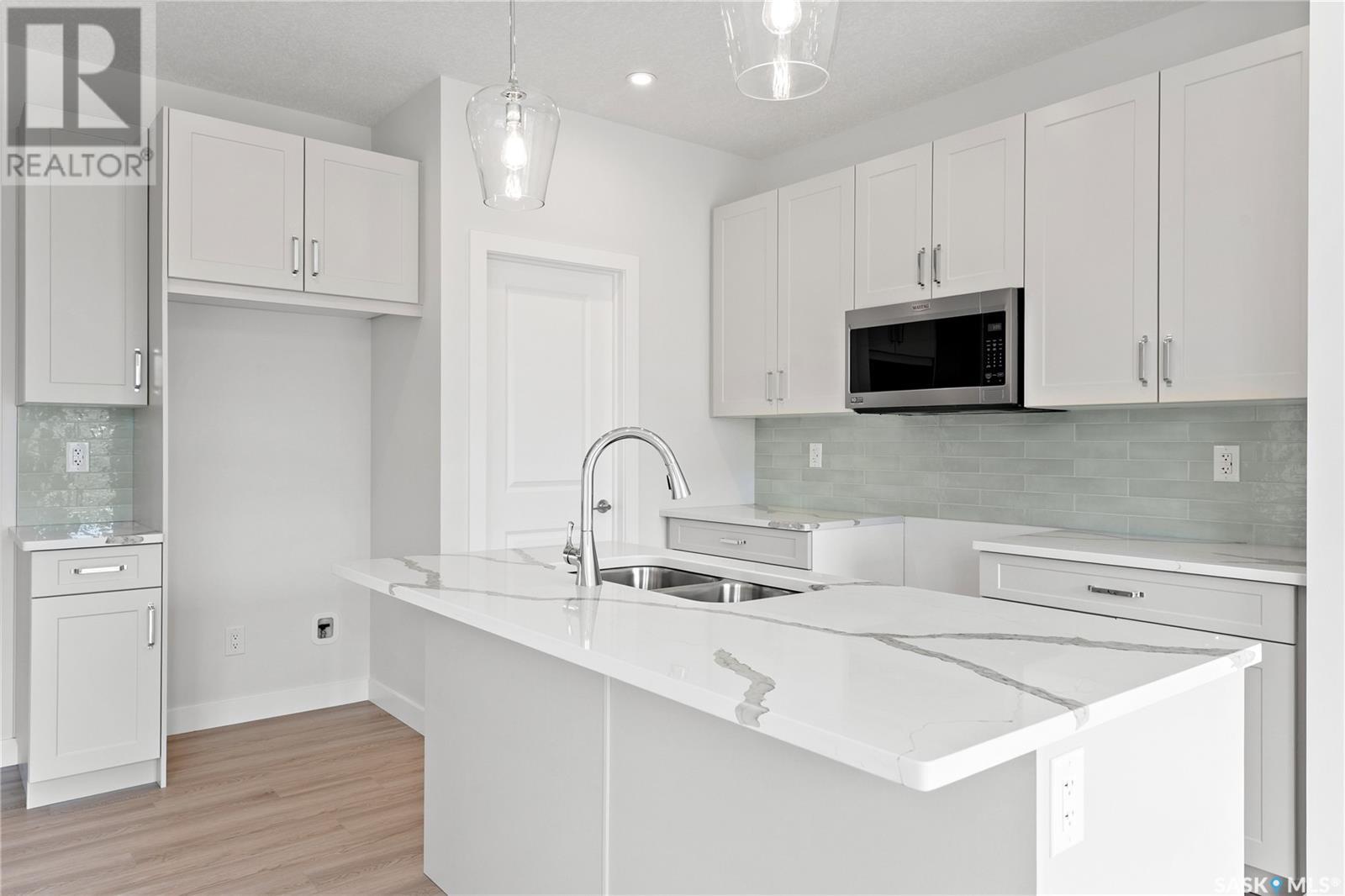 1037 3rd Street N, Martensville, Saskatchewan  S0K 2T1 - Photo 6 - SK006479
