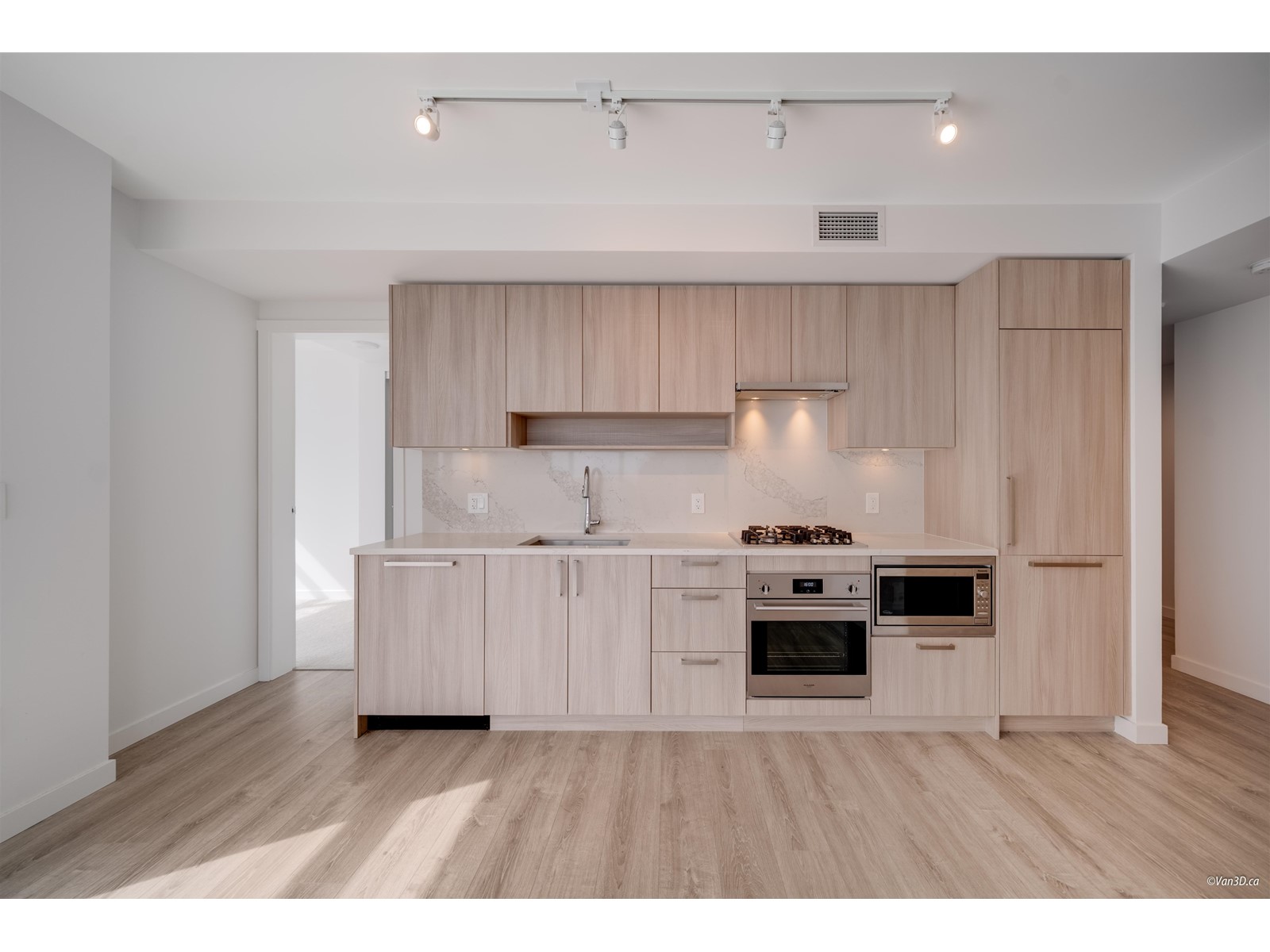 2911 13350 Central Avenue, Surrey, British Columbia  V3T 0S1 - Photo 5 - R3004649
