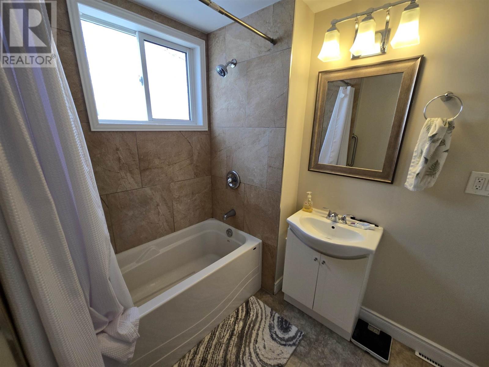 1164 Arthur St W, Thunder Bay, Ontario  P7E 6L4 - Photo 18 - TB251246