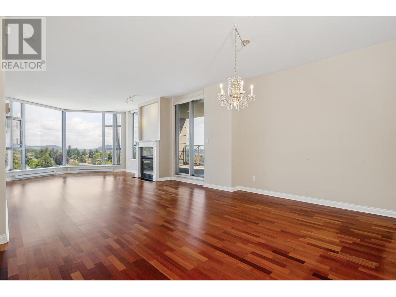 1603 160 E 13th Street, North Vancouver, British Columbia  V7L 2L5 - Photo 2 - R2974662