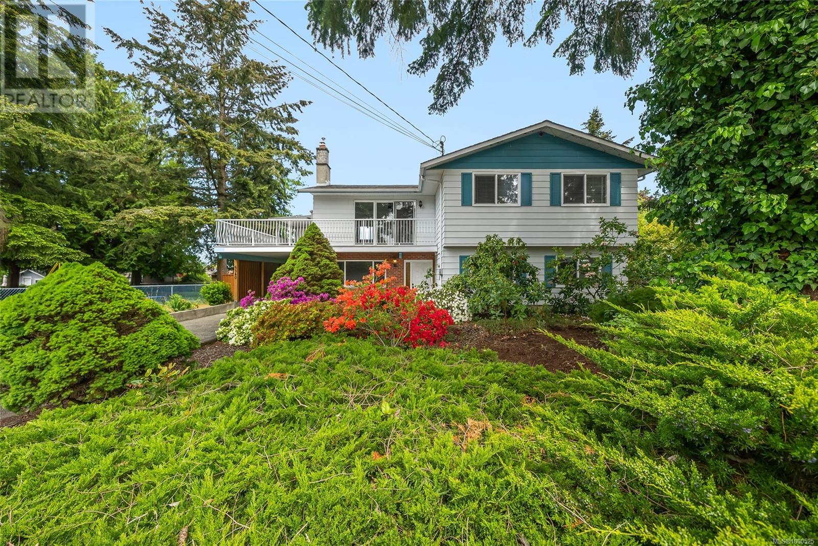Property at 6540 Southampton Rd image 2