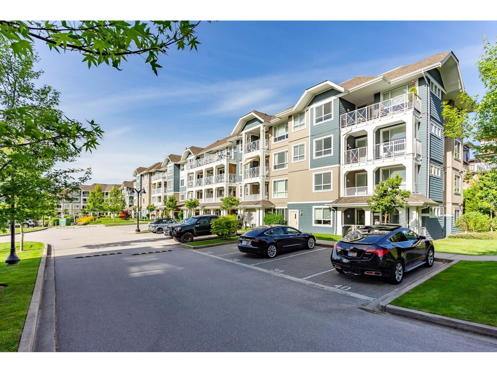 209 16396 64 Avenue, Surrey, British Columbia  V3S 6X6 - Photo 3 - R3004616