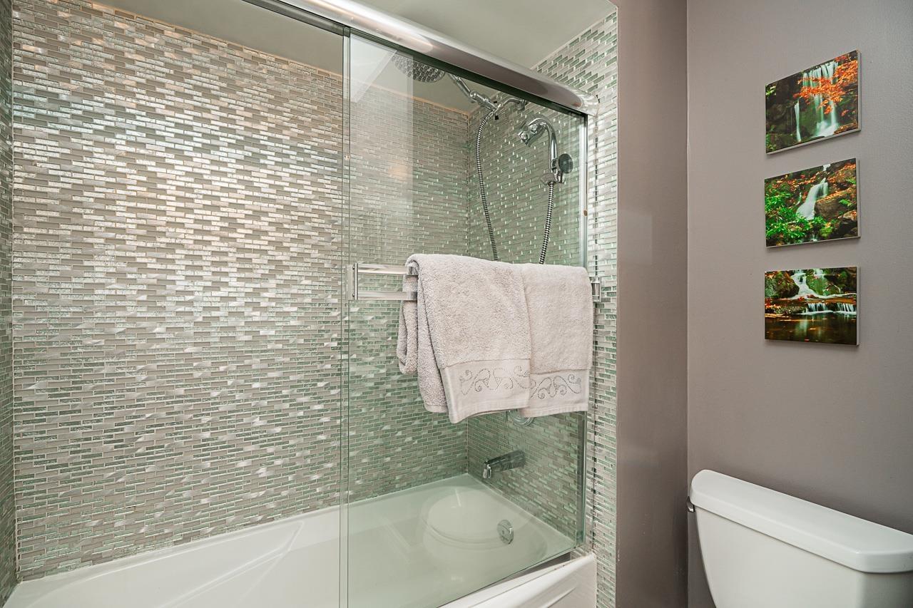 11368 Alpen Place, Surrey, British Columbia  V3R 6T3 - Photo 18 - R3004594