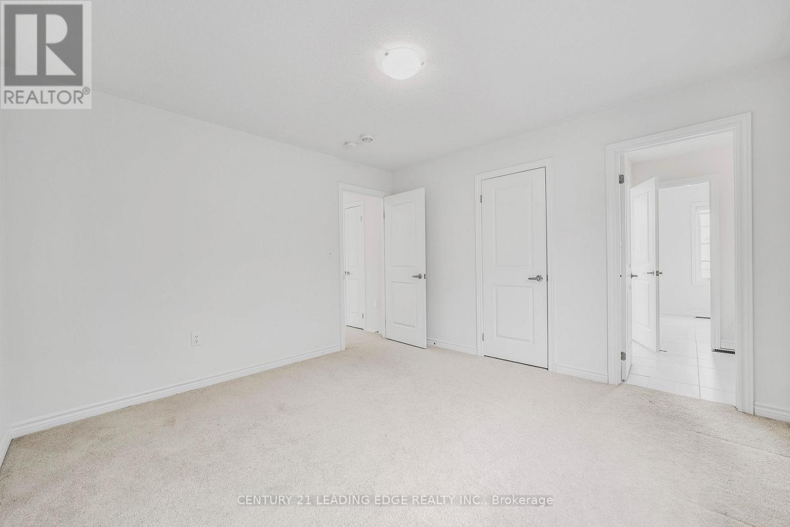 5 Valleo Street, Georgina, Ontario  L4P 0J8 - Photo 23 - N11999438
