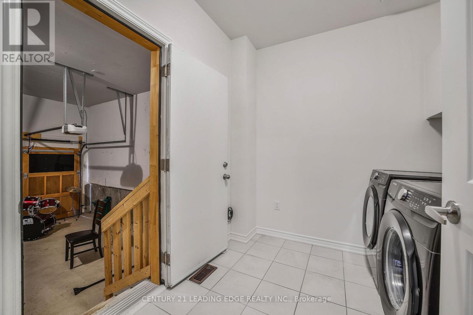 5 Valleo Street, Georgina (Keswick North), Ontario  L4P 0J8 - Photo 39 - N11999438