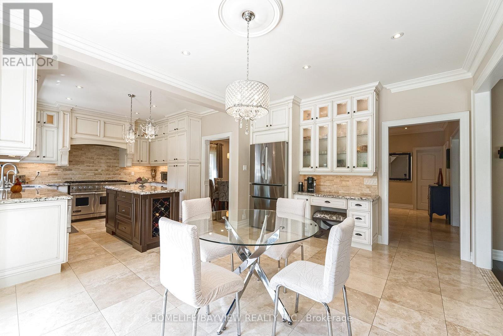 19 Oban Avenue, Vaughan, Ontario  L6A 2E2 - Photo 19 - N12157953