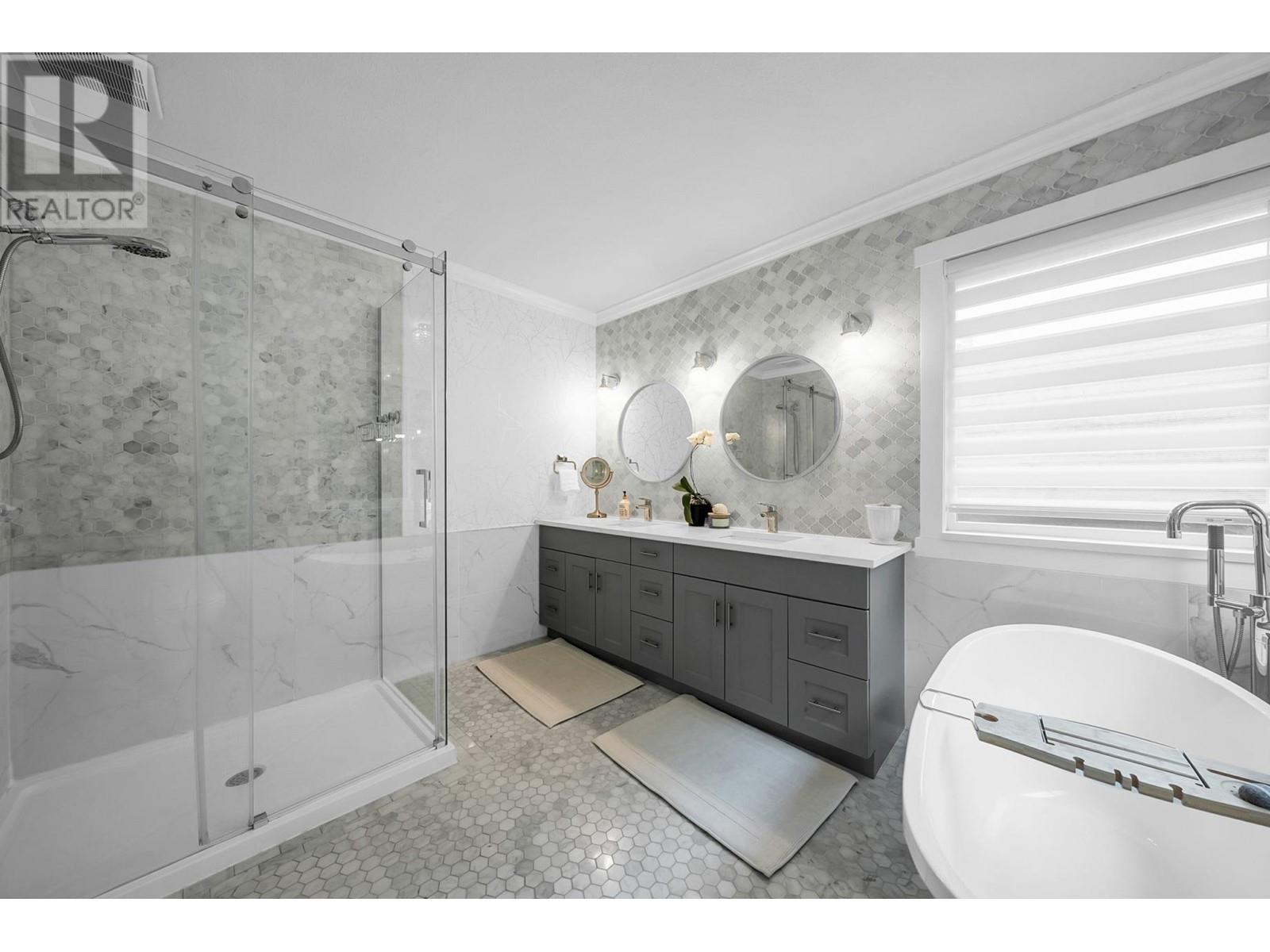 1742 Sugarpine Court, Coquitlam, British Columbia  V3E 3E4 - Photo 29 - R3004495