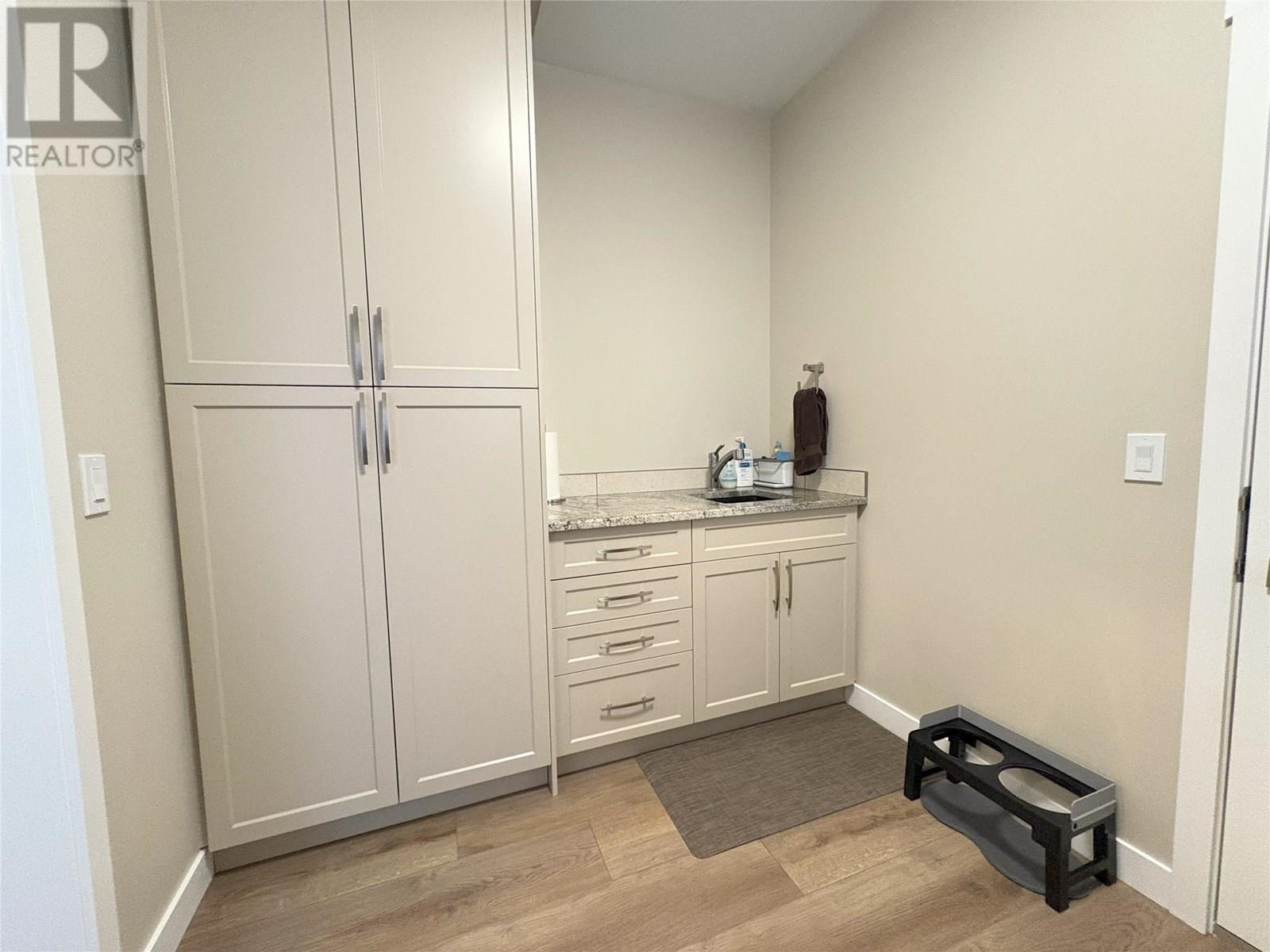 6909 Columbia Ridge Road, Fairmont Hot Springs, British Columbia  V0B 1L0 - Photo 6 - 10342194