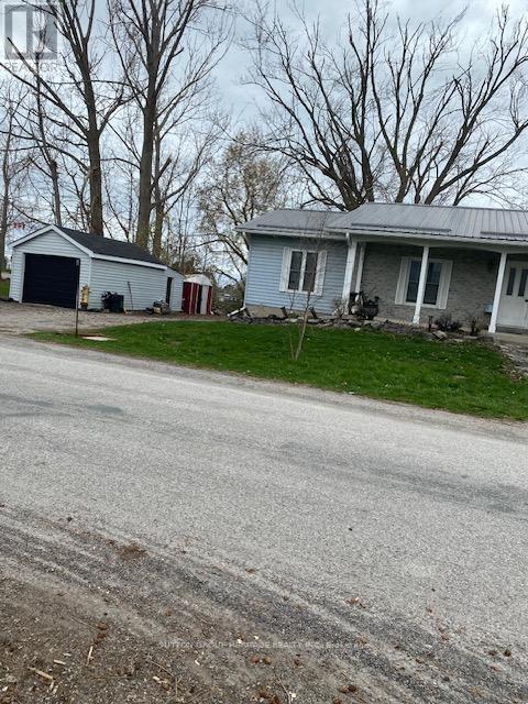 Property at 2776 MARY STREET image 2