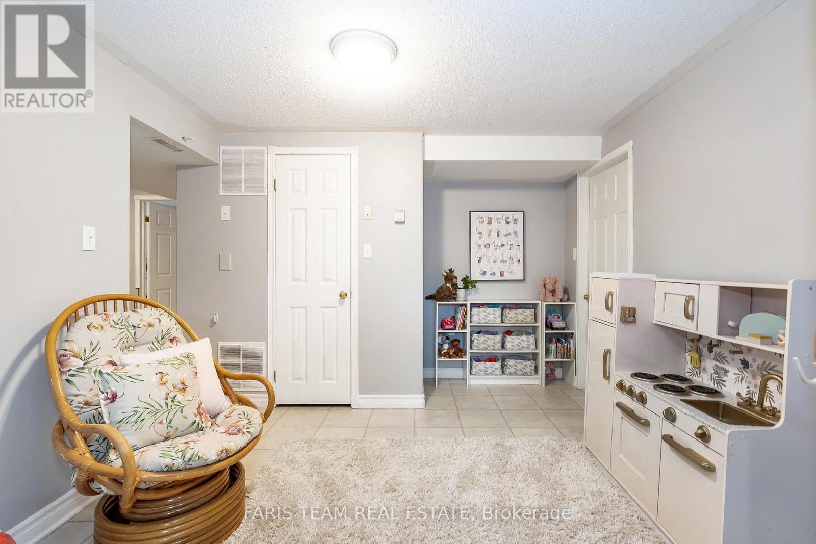 366 Mississaga Street W, Orillia, Ontario  L3V 3C3 - Photo 26 - S12150350