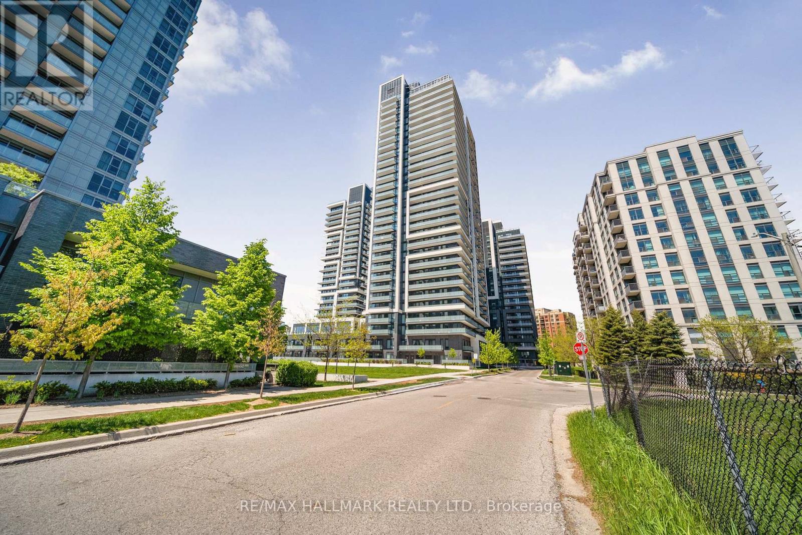 1911 - 105 ONEIDA CRESCENT, Richmond Hill, Ontario