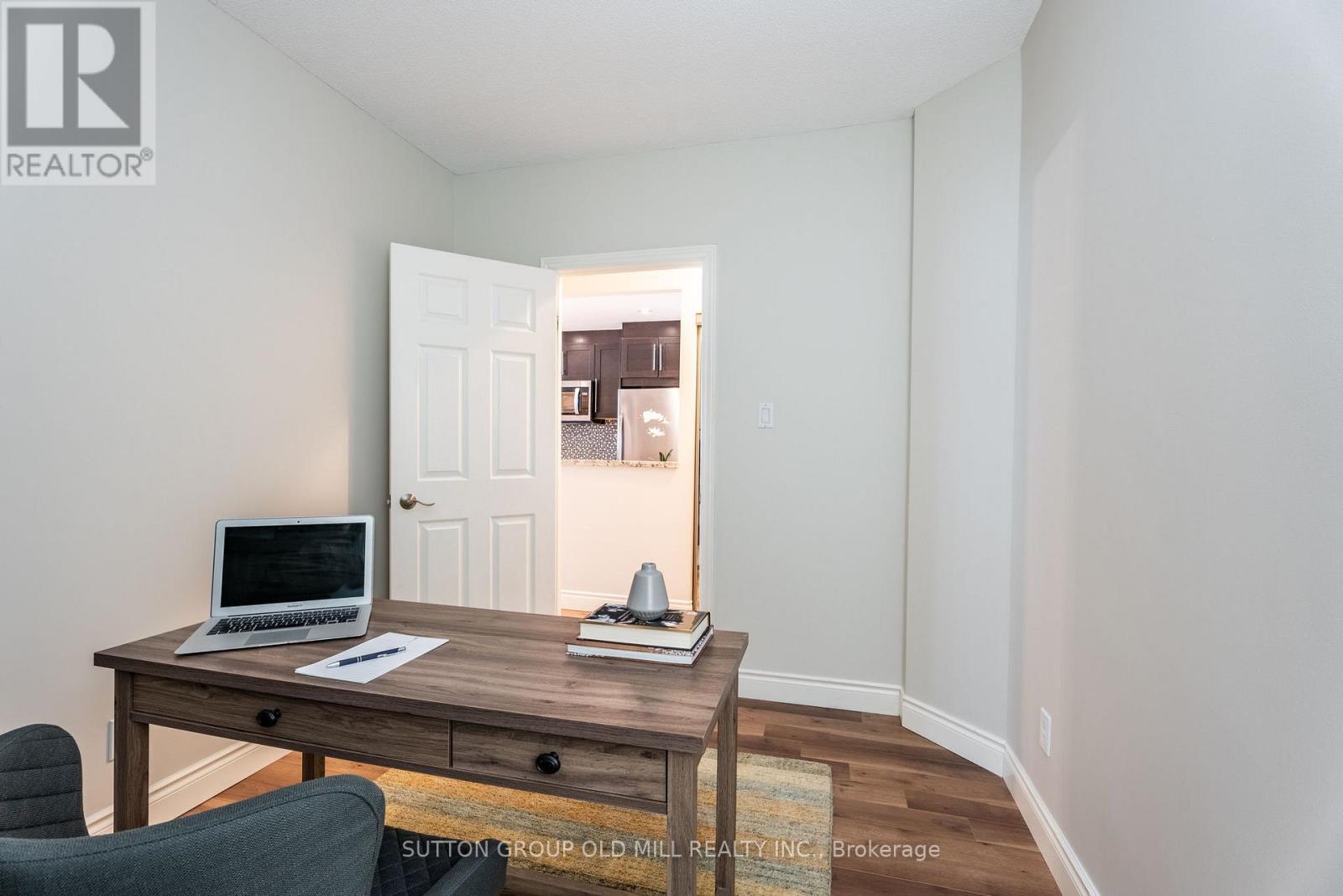 406 - 415 Locust Street, Burlington (Brant), Ontario  L7S 2J2 - Photo 6 - W11984780